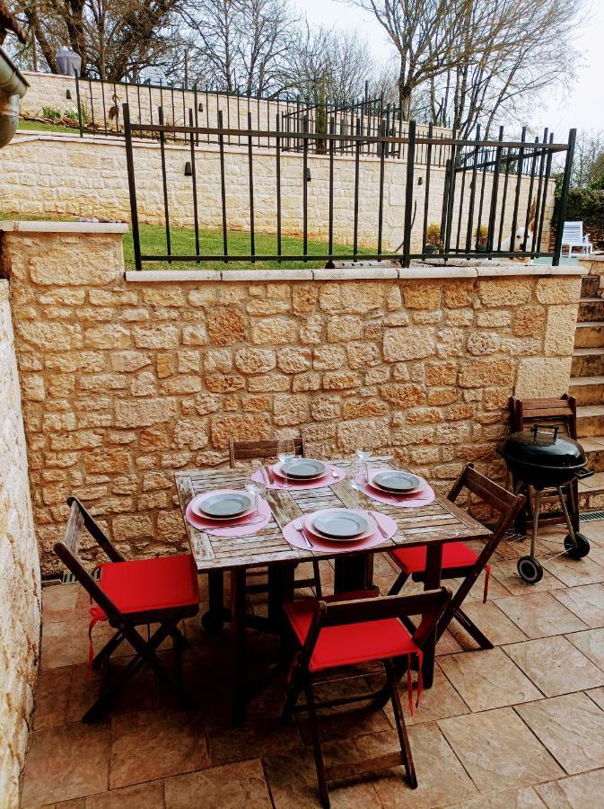 Le Clos De La Musardise - Gites De Charme Avec Piscine Chauffee Salignac Eyvigues 外观 照片